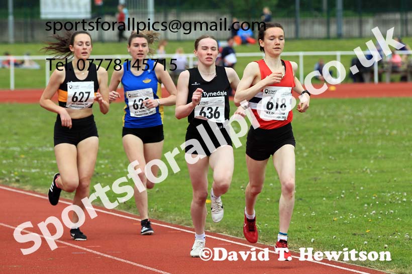 Women and Girls 1500 metres, 2022 North Eastern Track and Field Champs., Middlesbrough. David T. Hewitson/Sports for All Pics